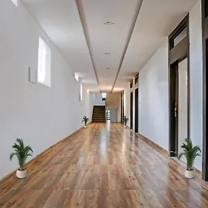 O Paradise Hotel